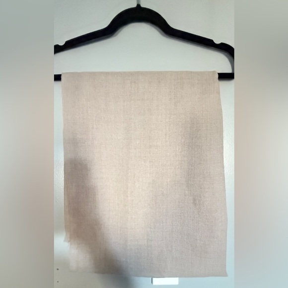 Lululemon Wool Blend Scarf Oversized Natural Silk Lightweight Shawl Wrap - Picture 4 of 6